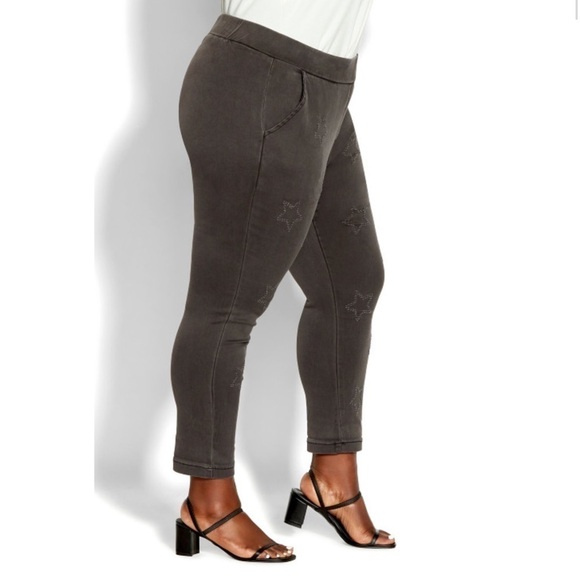 Avenue Elastic Waistband Black Star Embellished Stretch Crop Jean (JN03.5) - Picture 5 of 12